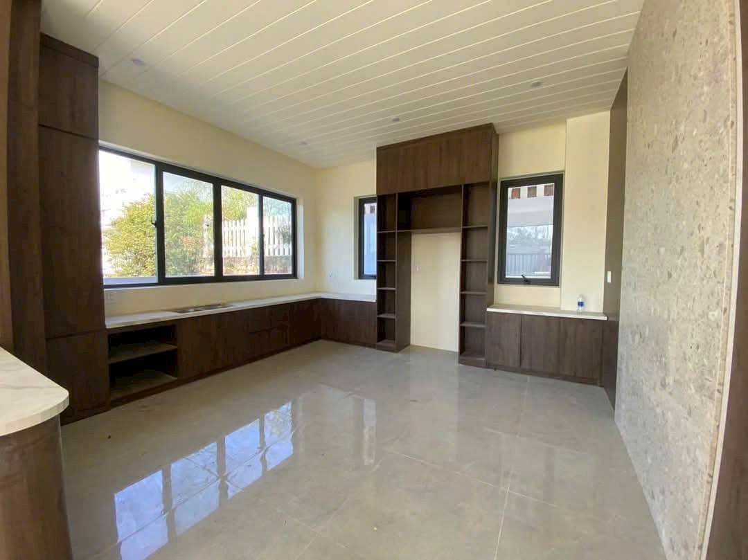 Cần bán gấp Căn Biệt Thự đẹp view thoáng tại Măng Ling, Đà Lạt 200m2 giá chỉ 8.5 tỷ - Ảnh chính